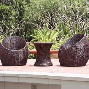Set di Tre Pezzi di Mobili <span class=keywords><strong>da</strong></span> <span class=keywords><strong>Esterno</strong></span> in Rattan PE Intrecciato, Moderno, Durevole ed Ecologico per Soggiorno, Sala <span class=keywords><strong>da</strong></span> Pranzo, Giardino, Cortile, Villa, Caffè - Product Image 1