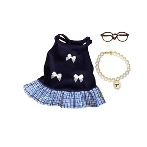 Abbigliamento per Cani Primavera Estate Autunno, Gilet Gonna per Pomeranian e Gatti Piccoli, Stile Preppy, Anti-Sgusciamento, Fantasia Scozzese con Fiocco, Sfumatura Dorata, per Bichon - Product Image 1