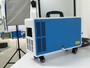 เครื่องชาร์จรถยนต์ไฟฟ้าเคลื่อนที่ Bomern BMMC 60Kw ระดับ IP55 พร้อมหัวต่อ CCS/GBT/CHAdemo แบบพกพา - Product Image 4