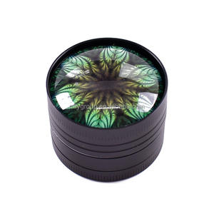 مطحنة أعشاب يدوية مخصصة بتصميم ثلاثي الأبعاد من الزنك المعدني 52 مم بثلاث طبقات من الرقائق العدسية مع شعار علوي، ملحقات تدخين وطحن التبغ - Product Image 2