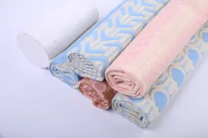 Tecido de malha jacquard para roupas, tecido respirável personalizado de fábrica 40% rayon 30% nylon 30% poliéster