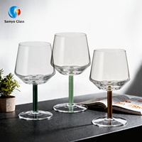 Gobelet en verre borosilicate soufflé à la main Samyo 300 ml, verre à vin rouge miniature de luxe avec tige colorée