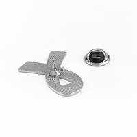 Badge d'événement en alliage métallique noir avec ruban pour les occasions de commémoration