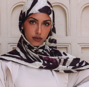 2025 Sharut VELA nuevo diseño personalizado EE. UU. Impreso ligero Modal Hijab chal de viscosa para mujeres musulmanas HIjab bufanda - Product Image 2