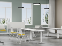 Mesa de Entrenamiento Moderna Plegable y Ajustable con Ruedas Ocultas - Panel Metálico MFC Flotante para Oficinas y Espacios Comerciales; Fácil de Plegar y Apilar