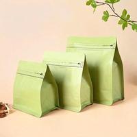Sacs refermables à fond plat en papier kraft mat personnalisés avec valve d'air pour grains de café
