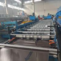Máquina perfiladora de tejas esmaltadas de 820 mm con 5 nervaduras y control servo PLC para techos