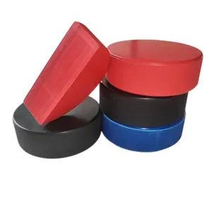 Beliebter Mehrfacher Wiederaufkauf Stress-Hockeypuck benutzerdefiniertes Logo Farbe oder einfarbig offizieller Praxis-Standard-Gummipaket