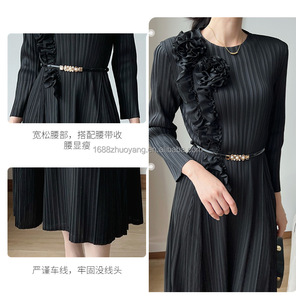 Váy xếp ly dáng A rộng thùng thình thêu nổi ba chiều thiết kế mới thu đông của nhà sản xuất dành cho nữ - Product Image 6