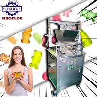 कारखाने छोटे प्रयोगशाला मिनी हलवाई की दुकान विटामिन चिपचिपा भालू नरम कैंडी बनाने की मशीन