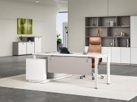 Bureau d'ordinateur de bureau moderne pour 4 personnes avec cloison en panneau de bois Bureau en MDF élégant pour le bureau