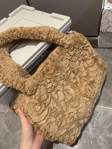 Bolso Tote de Gran Capacidad con Cabeza de Oso de <span class=keywords><strong>Peluche</strong></span>, Bolso de <span class=keywords><strong>Hombro</strong></span> de Piel Sintética Suave con Correa Ancha para Laptop, iPad, Bolso de Invierno para Mujer - Product Image 2
