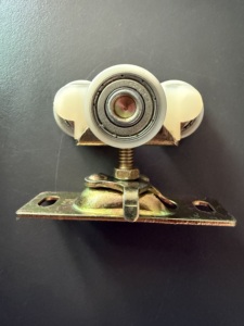 Poulie de porte et de fenêtre <span class=keywords><strong>Futu</strong></span> Silent PA66+Fer - Résistante à la rouille, roulement fluide, épaisseur 1,8 mm, garantie 1 an - Product Image 1
