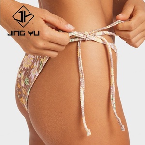 Cantidad Mínima de Pedido Baja, Traje de Baño con Tirantes y Recortes Florales Hecho a Medida, Bikini Ecológico de Alta Calidad - Product Image 4