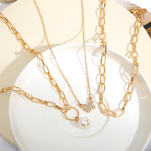 Collier multi-rangs avec pendentif papillon et perle pour femmes, ensemble de collier ras du cou, bijoux plaqués or, chaîne en alliage - Product Image 4
