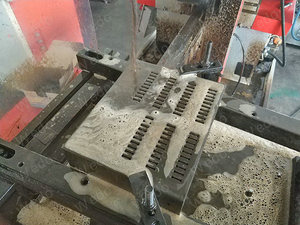 PA66 GF25 Nylon 66 Hồ Sơ Nhiệt <span class=keywords><strong>Break</strong></span> Đùn Máy - Product Image 4