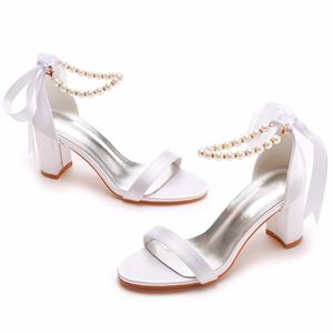 BS044 mode femme <span class=keywords><strong>chaussures</strong></span> <span class=keywords><strong>mariage</strong></span> 7cm talon carré blanc ivoire Satin perle Performance <span class=keywords><strong>chaussures</strong></span> mariée robe accessoire fête chaussure - Product Image 3