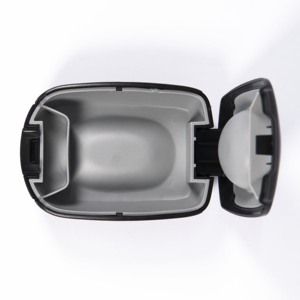 Funda Protectora de Plástico para Airpods con Tapa Abatible para un Almacenamiento y Transporte Seguros - Product Image 1