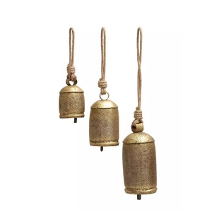 Clochettes de Noël en laiton traditionnel, finition laiton, motif gaufré, qualité supérieure, best-seller, taille personnalisable - Product Image 3