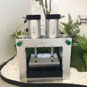 Presse pneumatique hydraulique manuelle pour bombes de bain, boules de sel, pains de shampoing et pastilles de douche - Product Image 4