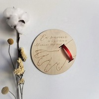 Plaque commémorative sculptée en bois pour naissance, mariage, anniversaire, collection, pendentif, pour bébé, importée de Chine