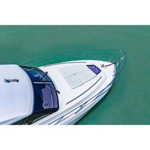 Yate Usado Princess 56 de 2017 con Casco de Aluminio y Fibra de Vidrio, Tecnología de Infusión al Vacío, Motor de Gasolina de 450 HP, 10.5 m de Eslora, Velocidad de 35-40 Nudos - Product Image 4