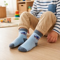 Chaussettes en coton pour enfants, motif de véhicules de construction mignons, douces et respirantes, chaussettes quotidiennes pour garçons, logo personnalisé OEM, chaussettes pour enfants