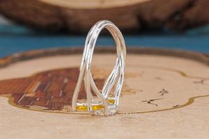 Elegante Anillo de Corona Hexagonal con Diamante Amarillo de Lujo, Joyería Hecha a Mano, Diamantes Brillantes, Diseño Atemporal, Perfecto - Product Image 5