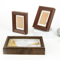YUESHEN Cadre photo en bois massif personnalisé, support de bureau en noyer, porte-photo en bois, pièces usinées CNC