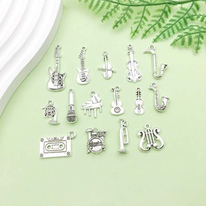 Pendentif en alliage d'argent antique en forme d'instruments de musique, formes variées, pour la fabrication de bracelets, accessoires de bijoux DIY - Product Image 1