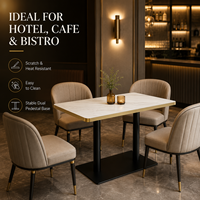 Table de salle à manger à bordure dorée brossée à vendre, surface en pierre frittée, idéale pour salles de conférence, espaces événementiels et hôtels, prix de gros