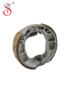 Patins de frein de <span class=keywords><strong>moto</strong></span> de vente directe d'usine adaptés aux plaquettes de frein Honda CG125 dispositif de réponse durable rainuré en caoutchouc blanc - Product Image 2