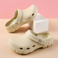 Chaussons et sandales d'été respirants à bout fermé pour femmes et hommes, antidérapants, à semelle souple en EVA, talon plat, pour couples, chaussures de bain