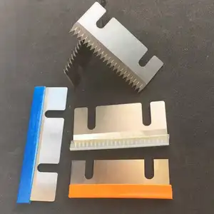 Fabrika fiyat bıçak paketleme makinesi kesme tırtıklı sızdırmazlık bıçağı karbür film dilme bıçağı tedarikçisi