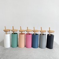 Gobelet en verre borosilicate avec paille 500 ml, manchon en silicone résistant à la chaleur, fabriqué à la main, compatible lave-vaisselle, unisexe, logo personnalisé OEM