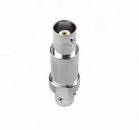 Conector BNC Hembra F-TRX-F, Tres Coaxiales RF 1P, Instalación de Tres Tarjetas
