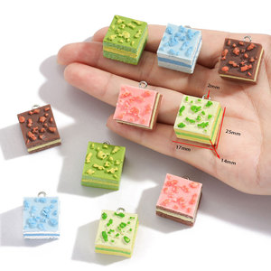 Moldes de Resina de Alta Calidad para Tiramisú Simulado al por Mayor, Miniaturas Kawaii de Pastel, Dijes de Resina de Base Plana con Ganchos - Product Image 2