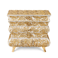 Chevets de chambre à coucher modernes de luxe faits à la main avec 7 tiroirs, finition feuille d'or, structure métallique sculptée, vernis brillant