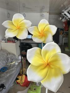 Flores Decorativas de Plumeria Modernas Gigantes de EVA Impermeables para Bodas, Eventos, Decoración de Exteriores, Fiestas, Escenarios, Accesorios para <span class=keywords><strong>Fotos</strong></span>, Personalizadas - Product Image 2