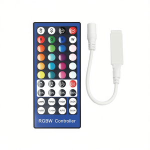 Télécommande RF pour contrôleur RGBW pour bandes lumineuses LED 12V 24V avec boutons de couleur et fonctions de gradation - Product Image 3