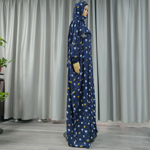 OEM新しいレーヨンコットン生地プリントフローラルロングアバヤ控えめなイスラム教徒のドレスとヘッドスカーフ女性カフタンドバイジルバブ服 - Product Image 3