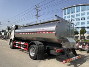 รถบรรทุกนมสด FAW J6L 4x2 240 แรงม้า ความจุ 10,000 ลิตร 11 ลูกบาศก์เมตร  ถังสแตนเลสเกรดอาหาร 304 สำหรับขนส่งนม - Product Image 3