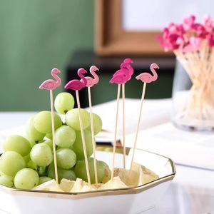 Brochettes à fruits en bambou à motif flamant rose, 10 pièces, réutilisables, outils de décoration pour cocktails - Product Image 2