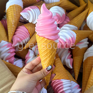 Décoration de scène pour événement sur le thème de la boutique de crème glacée, idéale pour les fêtes sur le campus, modèle alimentaire lumineux DIY rose et mignon de 8,28 pouces, saveur double vanille. - Product Image 5
