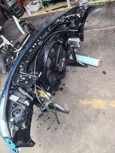 Conjunto de Parachoques Delantero Deportivo con Rejilla, Ventilador de Radiador y Cubierta de Entrada de Aire para <span class=keywords><strong>BMW</strong></span> <span class=keywords><strong>320i</strong></span> F30 18-19, Fácil de Instalar - Product Image 4