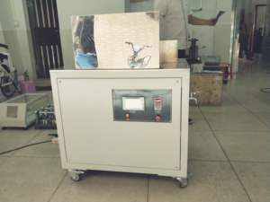 Chaussures <span class=keywords><strong>SATRA</strong></span> TM77 fléchissant la machine d'essai imperméable chaussures finies d'essai imperméables - Product Image 4