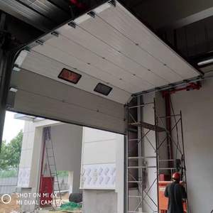 <span class=keywords><strong>Porte</strong></span> <span class=keywords><strong>de</strong></span> <span class=keywords><strong>garage</strong></span> sectionnelle électrique en aluminium et acier galvanisé, style ferme, avec portes vitrées automatiques sans cadre et <span class=keywords><strong>petite</strong></span> fenêtre transparente - Product Image 3