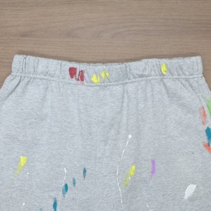 Pantalones Cortos para Hombre de Alta Calidad con Logotipo Personalizado, Diseño Pintado a Mano con Salpicaduras de Pintura, Tela French Terry - Product Image 5