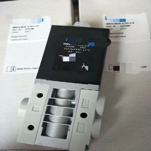 Mhe4-m1h-<span class=keywords><strong>3</strong></span>/2o-wbr1/4 525206 Solenoide Nuovo Mhe4m1h3/2o1/4 - Product Image 1