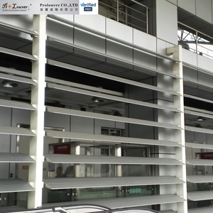 Persiana Solar Horizontal Moderna de Aleación de Aluminio con Forma Ovalada para Uso Exterior en Salidas de Metro - Product Image 1